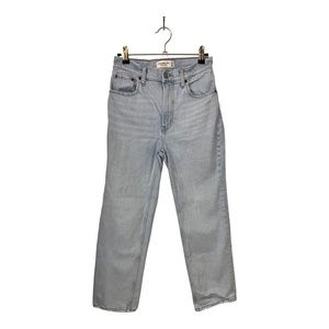 Abercrombie & Fitch | Light Wash Ankle Straight Ultra High Rise Jeans | Size: 2S